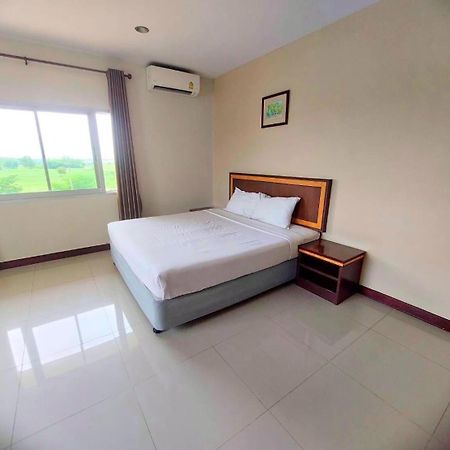 Kp Hotel Udonthani Kumphawapi Luaran gambar